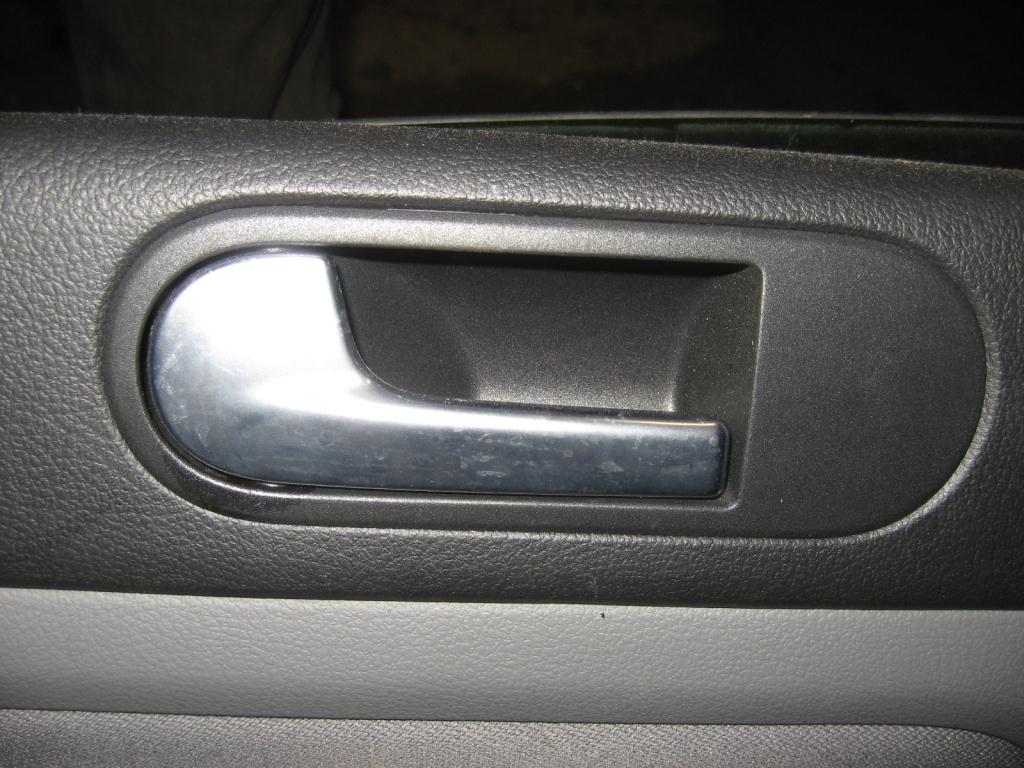Ручка внутренняя задняя левая к Volkswagen Golf Plus, 2008, купить | DT-5983.71O22. Фото #1